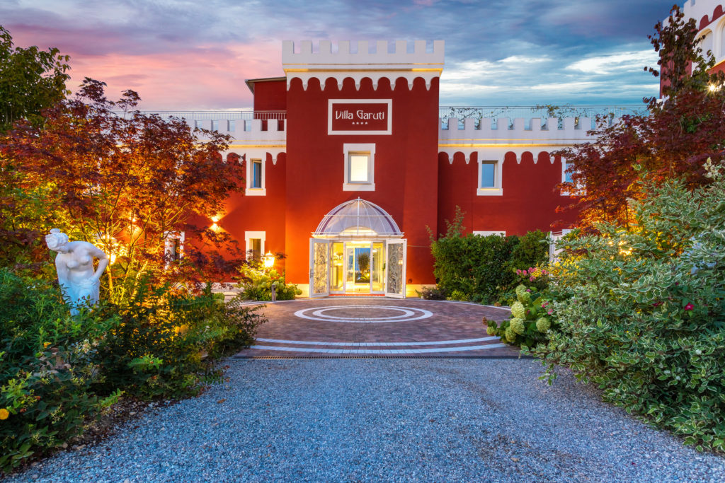 hotel villa garuti padenghe